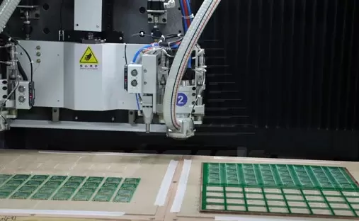 Opanuj projektowanie, produkcję i innowacje płytek PCB: kompleksowy przewodnik ekspertów SprintPCB
