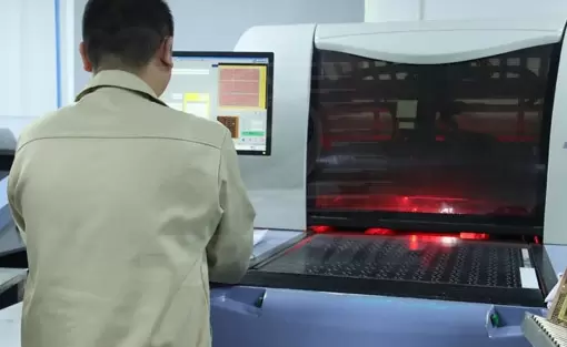 Wgląd w producenta płytek drukowanych PCB: doskonałość w projektowaniu, produkcji i rozwiązaniach globalnych