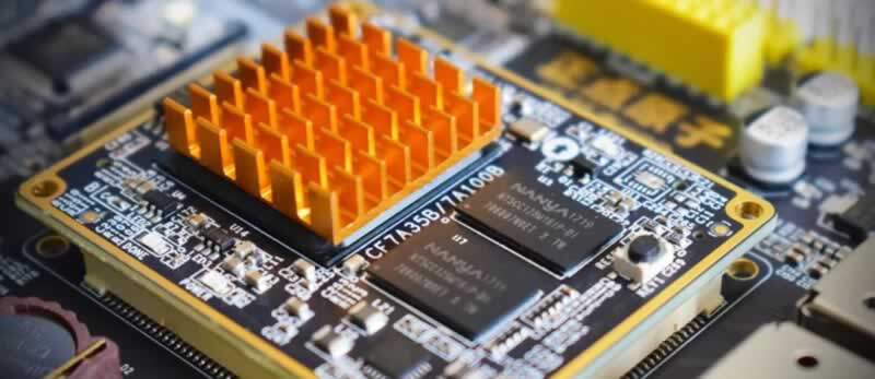 Przenoszenie ciepła na płytkach PCB: Zrozumienie zarządzania ciepłem na płytkach drukowanych